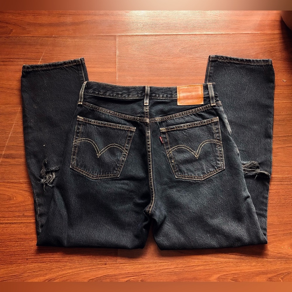 Levi’s Distressed Cropped Dark Wash 501s